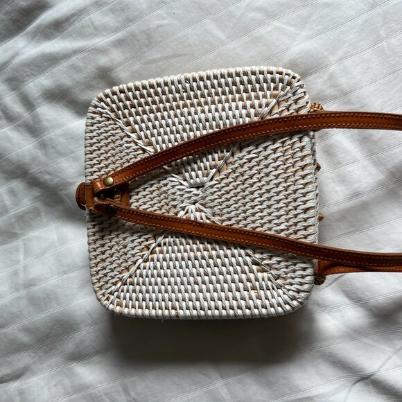 Rattan Backpack - Picture 9 of 13